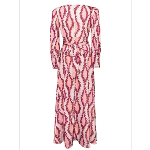 Ador Satin V Neck Maxi Dress Long Sleeve Salmon Plus Size 2XL New With Tag - Picture 4 of 8